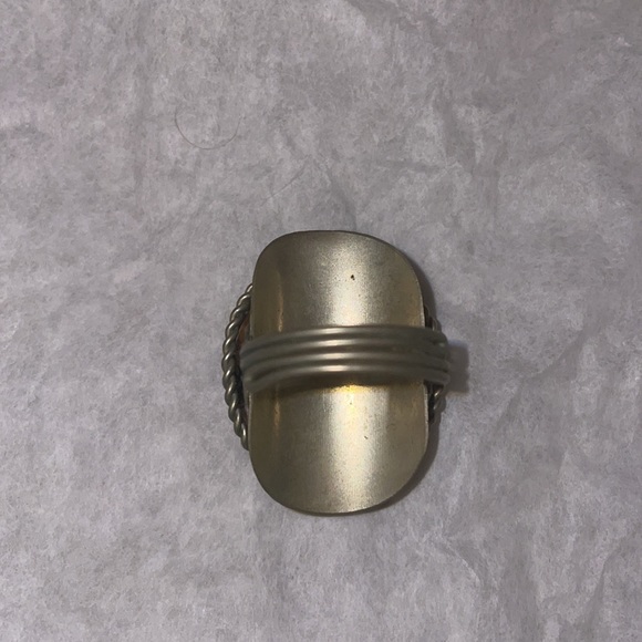 Stone ring - Picture 2 of 3